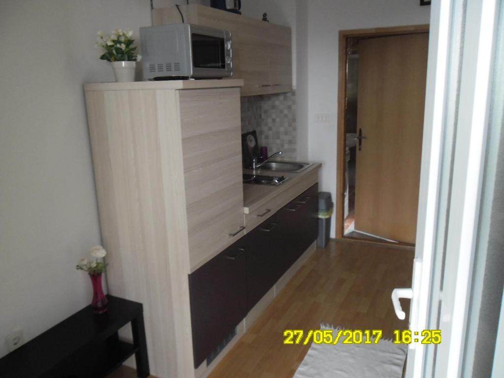 Apartmani Gavran Seline Exterior foto